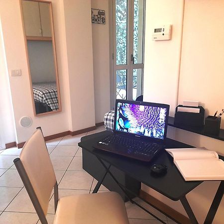 코모 Private Garden & Garage - Self Check-In & Remote Access 아파트 외부 사진